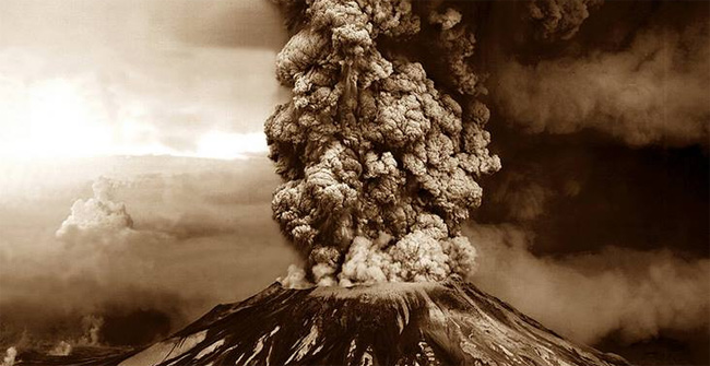 Europe's largest volcano is sliding into the sea