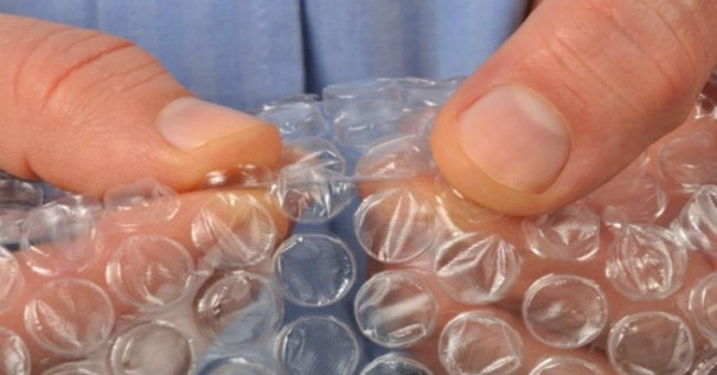 Everyone likes to squeeze this sponge, but you will be shocked to know its true purpose