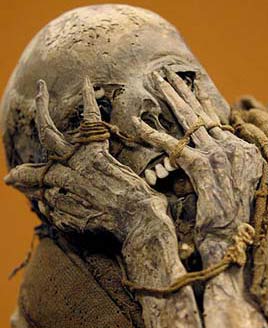 Exhibition of ancient mummies in Peru