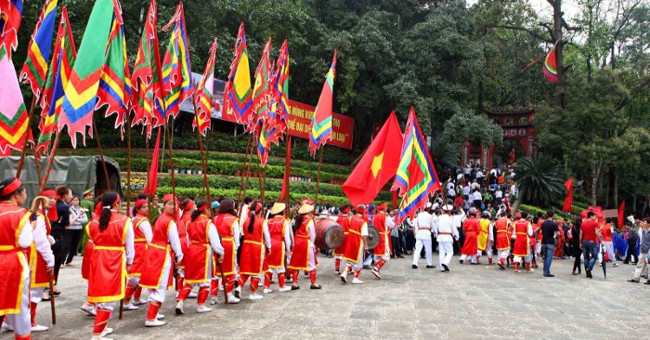 Experience traveling Hung Temple, Phu Tho