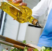 Explaining the cause of olive oil can help lower blood pressure