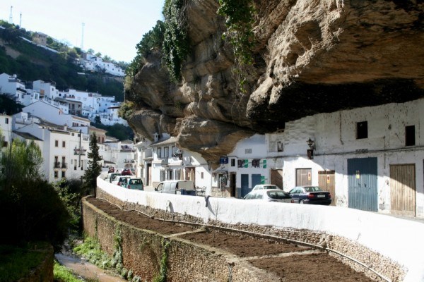 Explore exotic lands in the world