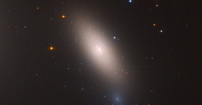 Explore the mysterious undeveloped galaxy for 10 billion years