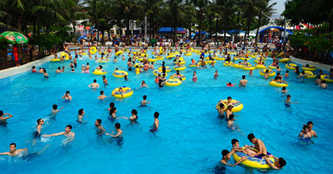 Exposing the truth is easily tricked into swimming pool water