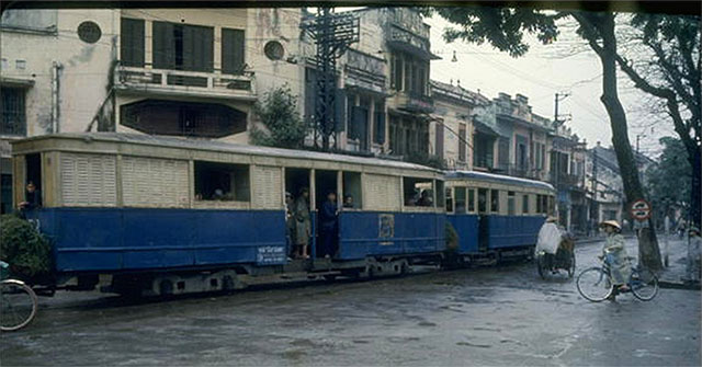 Extremely rare color photos of Hanoi in 1967