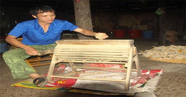 Farmers collected 250 million dong a year by improving agricultural machines