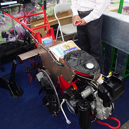 Farmers 'demonstration' products at the science market