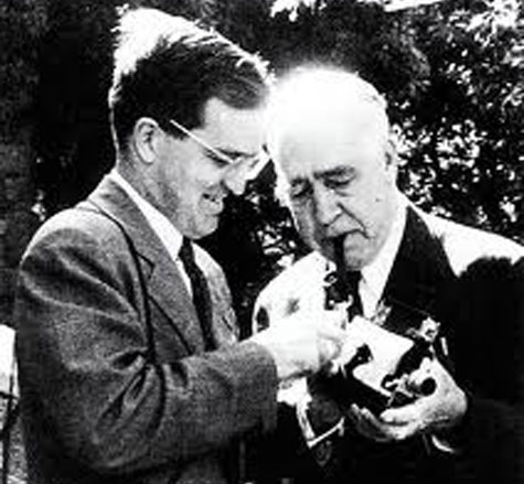 Father and son, two theories, two Nobel prizes