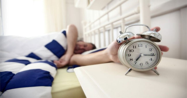 Feeling difficult to get out of bed can be a sign of danger to health