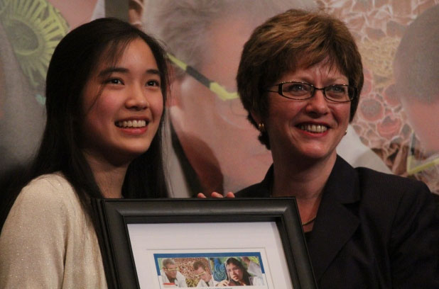 Female students win big prizes by finding anti-aging substances