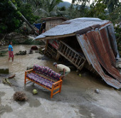 Filipinos in pain after the storm