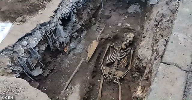 Find mysterious pyramid mummies from underground Roman times in Rome