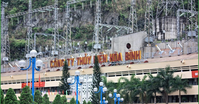 Find out about Hoa Binh hydropower plant