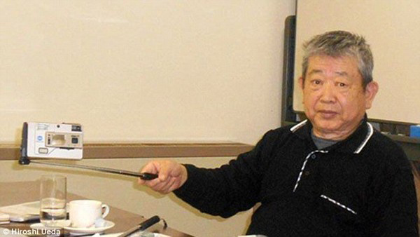 Find out the 'father' of the selfie stick invention