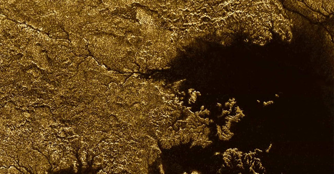 Find the river on Saturn's moon