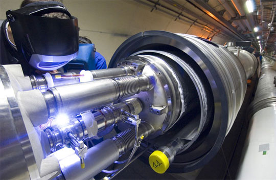 First collision between lead ion particles in LHC