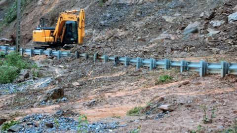 Flood and rain devastated western Nghe An