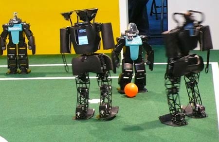 Football league of invisible players