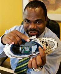 Footwear helps locate the owner through satellite
