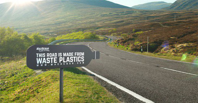 For the first time Vietnam built roads from plastic waste