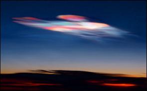 Formation of strange clouds on Antarctica