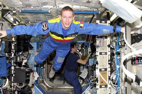 Former ISS commander believes there are aliens