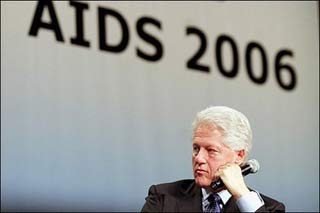 Former US President Bill Clinton will visit Vietnam