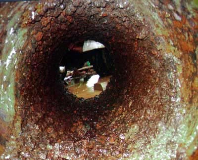 French experts and Vietnamese conclusions: Water turbid due to Manganese