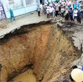 From 'death pit' in Thanh Hoa discovered caster cave