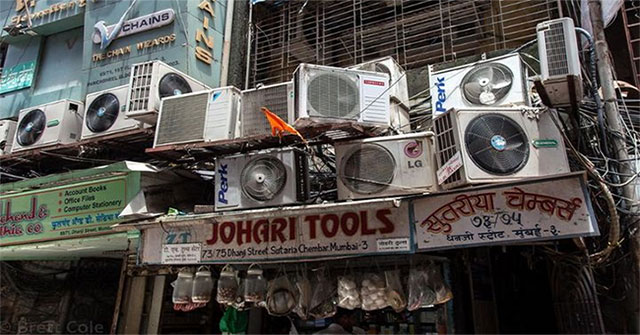 German scientist found a way to turn air conditioning into a CO2 vacuum, preventing the Earth from heating up