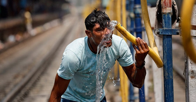 Global hot weather exceeds the record level