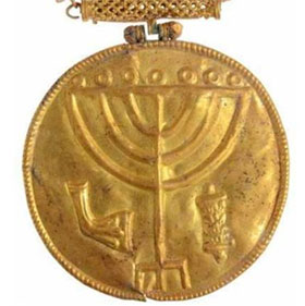 Gold treasure excavation in Jerusalem