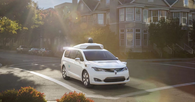 Google announced the historic turning point of self-driving cars
