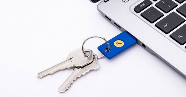 Google shares its anti-hacking know-how: using physical keys