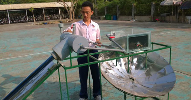 Grade 11 students and equipment to turn saltwater into sweet