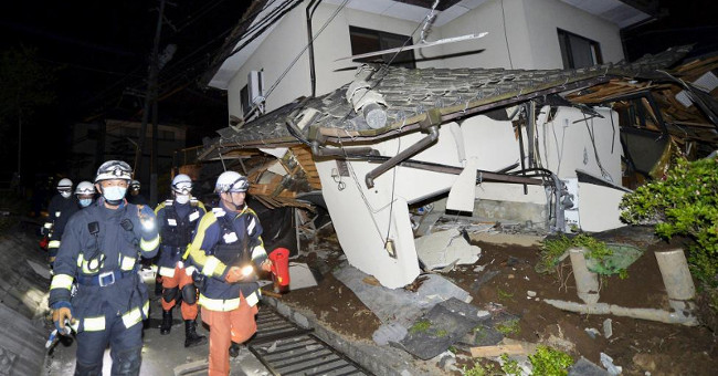Great earthquake in Japan: 9 dead, nearly 900 injured