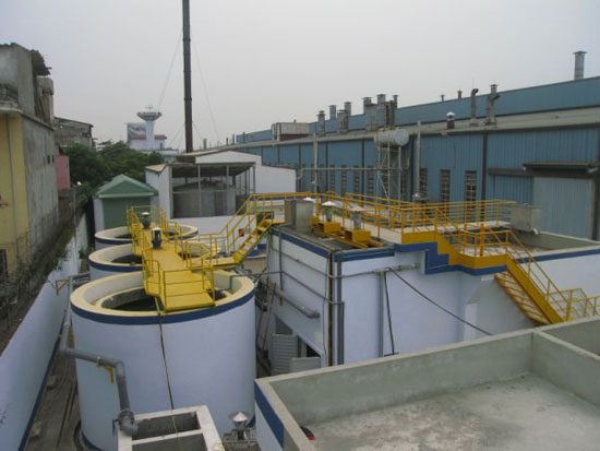 Green waste water is produced by microbial preparations