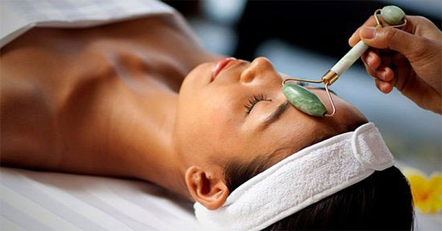 Gua Sha - A method of massaging gemstones