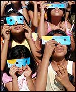 Handle when children have eye injuries