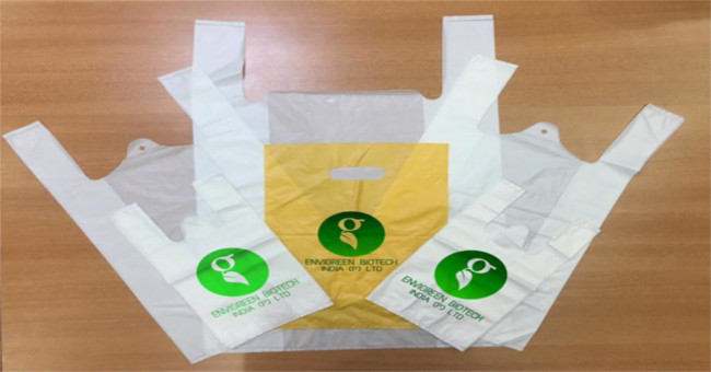 Hanoi University of Technology successfully researched self-destructing plastic bags made from cassava flour