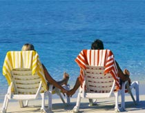 Having a holiday for at least 3 days satisfies
