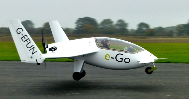 He makes a detachable airplane after use
