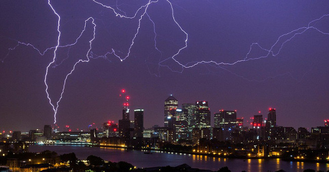 He suffered 70,000 lightning strikes in just 2 days