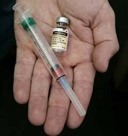 He: vaccinated against cervical cancer for girls from 12 years old