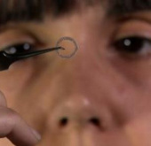 Healing of corneal lesions with contact devices