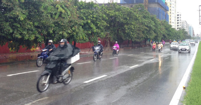 Heavy rain throughout the country, guarding whirlwinds, hail