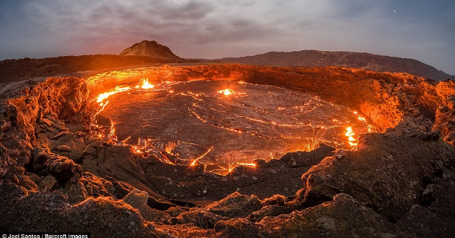 Hell Gate - lake lava burning for hundreds of years