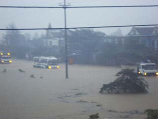 Historic flood, dead people, flooded houses, lifeboats turned over