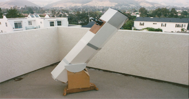 Homemade telescope watching the moon with 2 plastic bottles