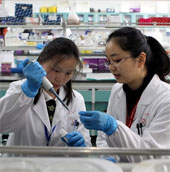 Hong Kong prepares breakthrough vaccines against influenza H7N9